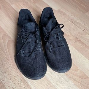Mens size 11, Nike Training, all black